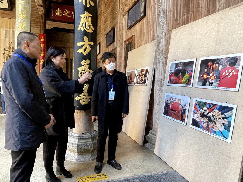 第六届民族之光摄影展暨全国光影助学工程64校区开学典礼在皖举行